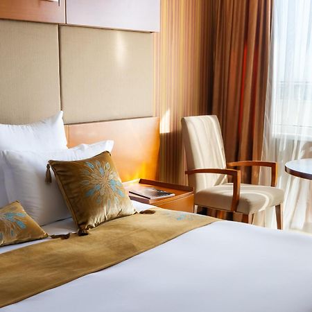 Grand Aiser Hotel Almaty Exterior foto